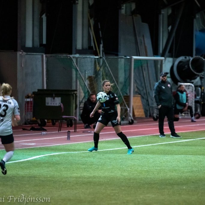 Unnur Stefánsdóttir, Perry McLachlan