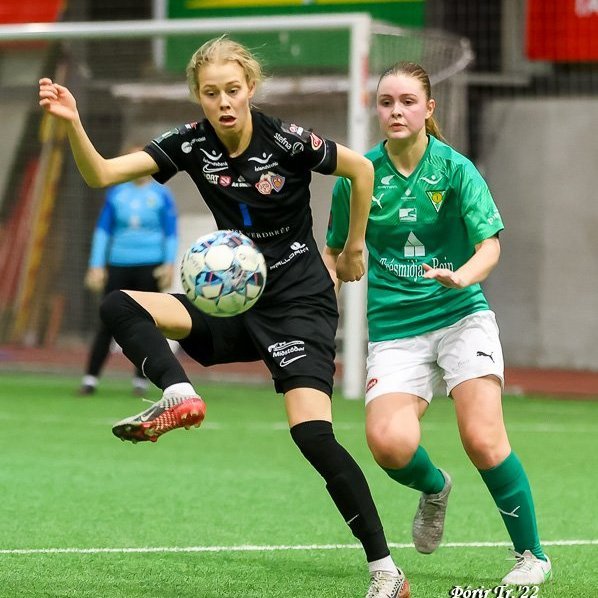 Una Móeiður Hlynsdóttir