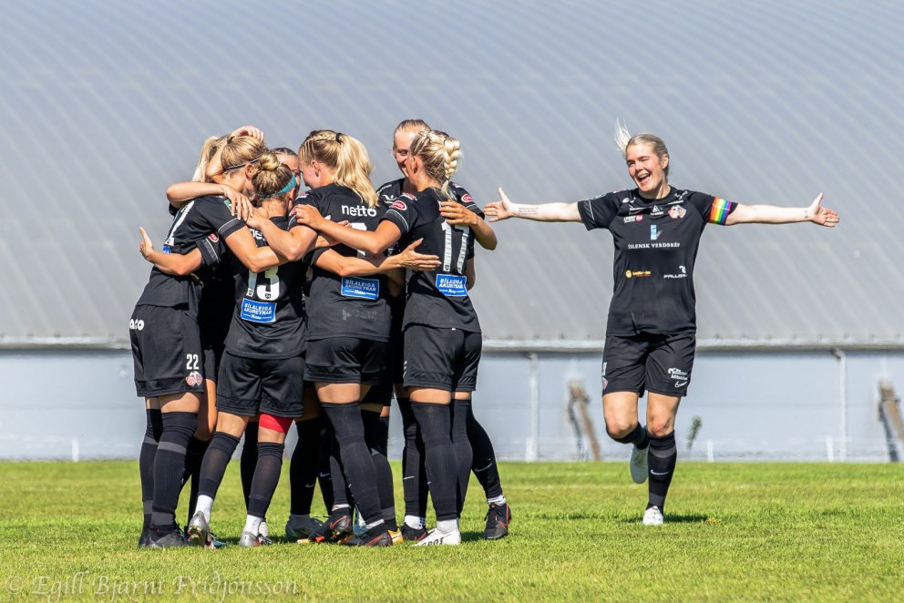 Arna Sif og liðsfélagarnir í Þór/KA fagna marki. Mynd: Egill Bjarni Friðjónsson