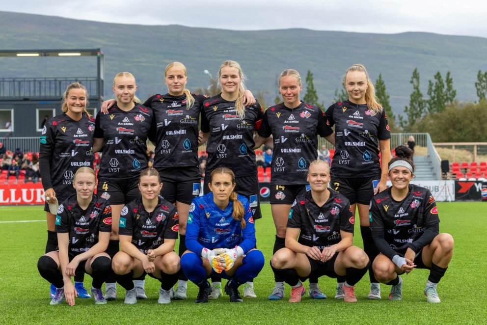 Byrjunarliðið í leiknum gegn Val í gær. Mynd: Ármann Hinrik.