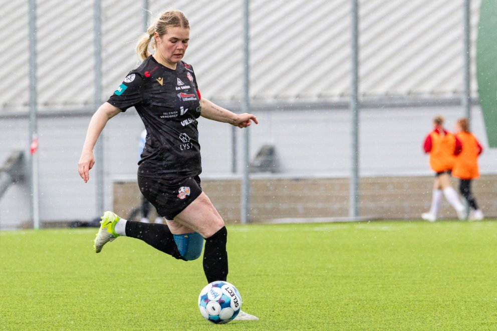 Arna Sif Ásgrímsdóttir í sigurleiknum gegn Þrótti í gær, sem var hennar 300. meistaraflokksleikur fy&hellip;