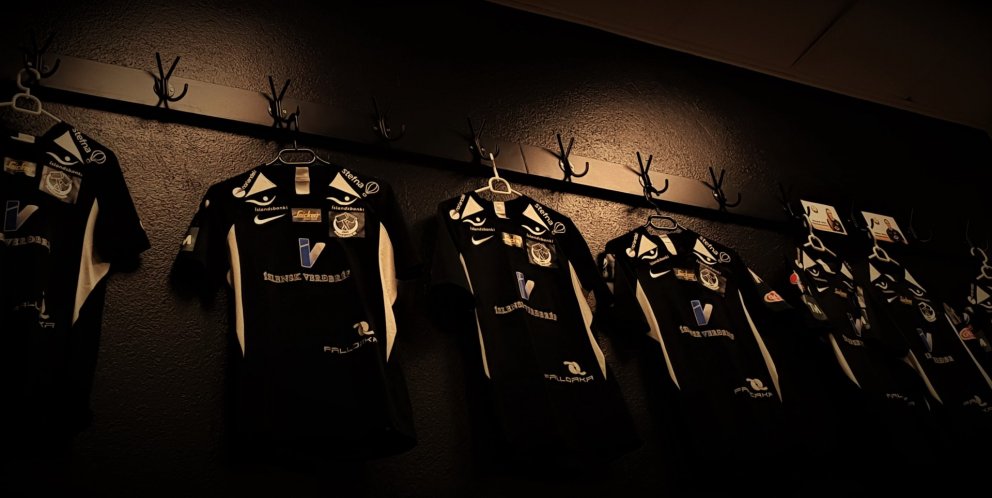 Hamrarnir:16 spiluðu sinn fyrsta meistaraflokksleik