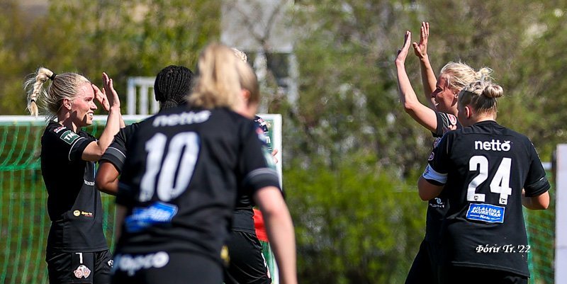 Marki fagnað. Það gerðist sex sinnum í leiknum. Mynd: Þórir Tryggva