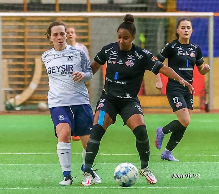 Tiffany McCarty er ný í hópnum, kom frá Breiðabliki. Hér er hún í leik gegn Keflavík í Boganum fyrr …