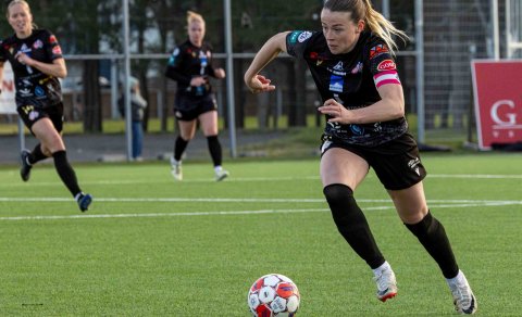 Sandra María Jessen í leik á móti Val í efri hluta Bestu deildarinnar. Mynd: Ármann Hinrik Kolbeinss…