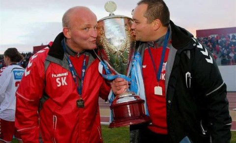 Siguróli Kristjánsson, Moli, aðstoðarþjálfari og Jóhann Kristinn Gunnarsson þjálfari. Aðeins bikarin…