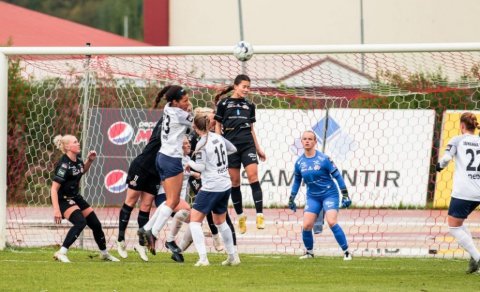 Þór/KA og Keflavík mættust í lokaumferð Íslandsmótsins 2021. Mynd: Egill Bjarni Friðjónsson.