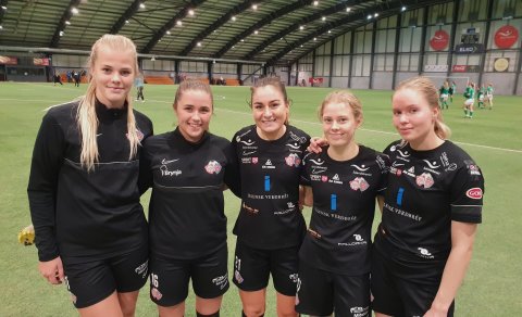 Fimm markaskorarar: Sonja Björg Sigurðardóttir, Unnur Stefánsdóttir, Andrea Mist Pálsdóttir (2), Una…