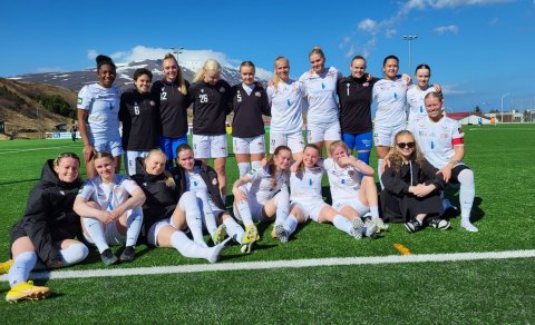 Að loknum æfingaleik gegn Tindastóli á Sauðárkróki á sumardaginn fyrsta.