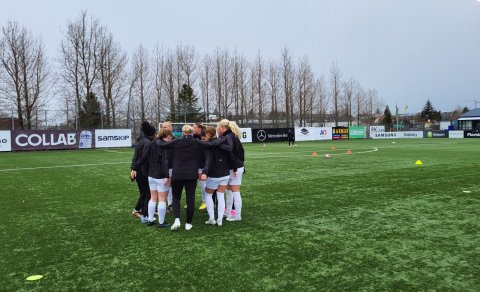 Peppað fyrir leik í gær.