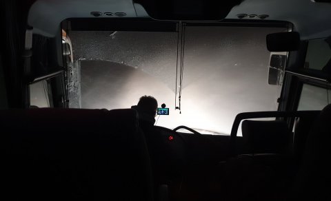 Reynir Sigurðsson kom okkur heilum heim þótt útsýnið væri ekki mikið á lokakaflanum.