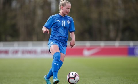 María Catharina Ólafsdóttir Gros í landsliðstreyjunni. Hún á að baki samtals 33 landsleiki með U16, …