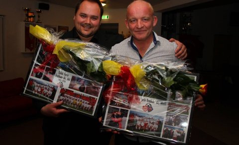 Kaffærðir í blómum og gjöfum eftir farsælan feril með Þór/KA. Jói og Moli hættu eftir tímabilið 2016…