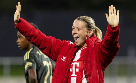 Sandra María fagnar sigri með Kölnarliðinu. Myndin er fengin af Instagram-síðu félagsins.
- - -